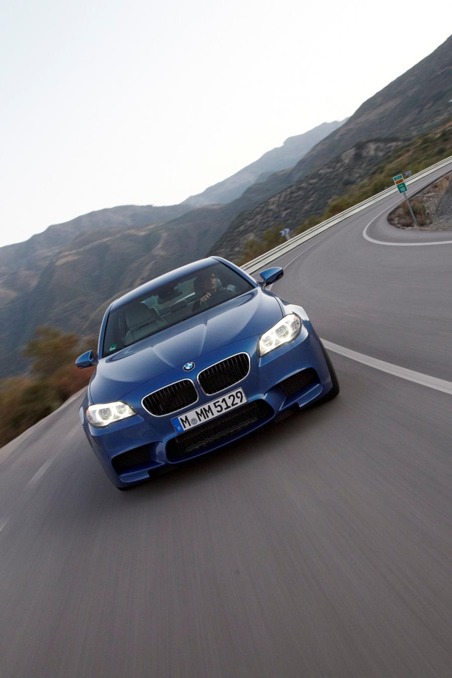  BMW M5 2011 года  (фото 171 из 344)